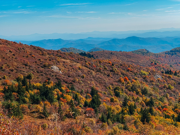 Fall Near Asheville NC Blue Ridge Parkway hikes and mountains with leaves