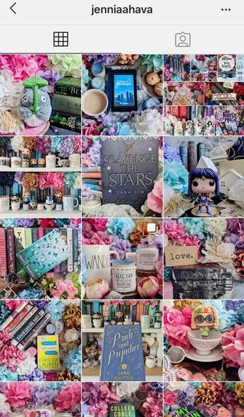 Bookstagram example on Instagram from Jennia