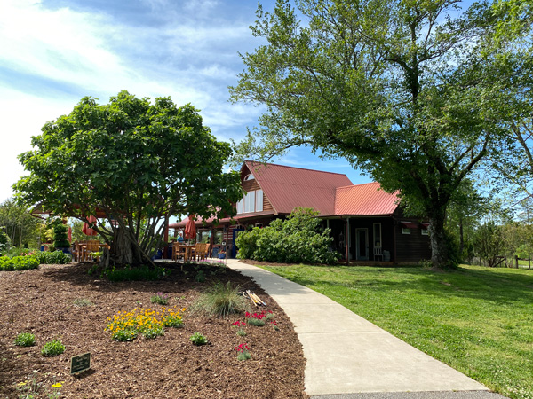 Outside tasting room at Overmountain Vineyards