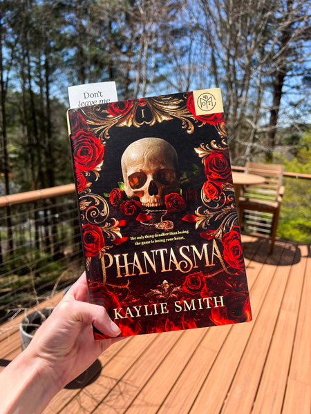 Phantasma by Kaylie Smith book